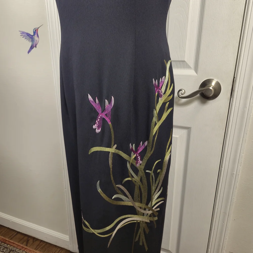 Donna Morgan Vintage Navy Blue Floral Embroidered Column Maxi Dress Size 6 - Picture 4 of 9